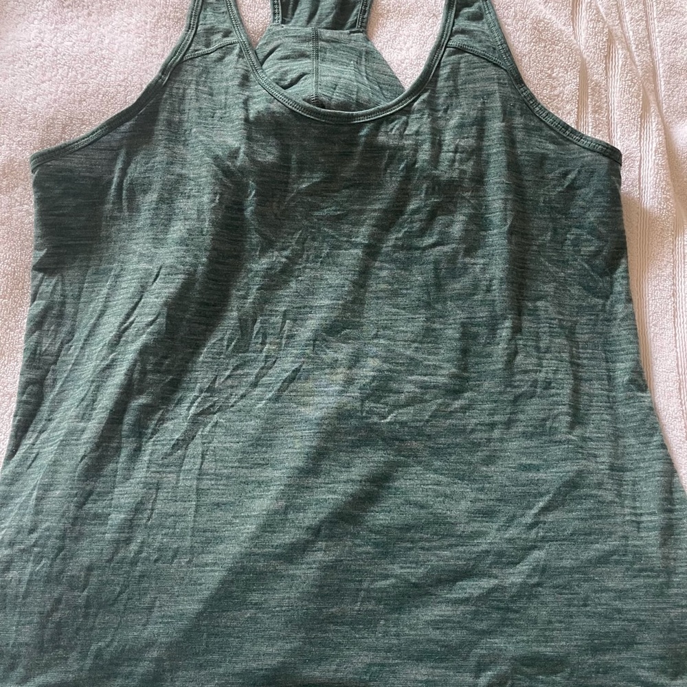 Lululemon tank top size 10 green